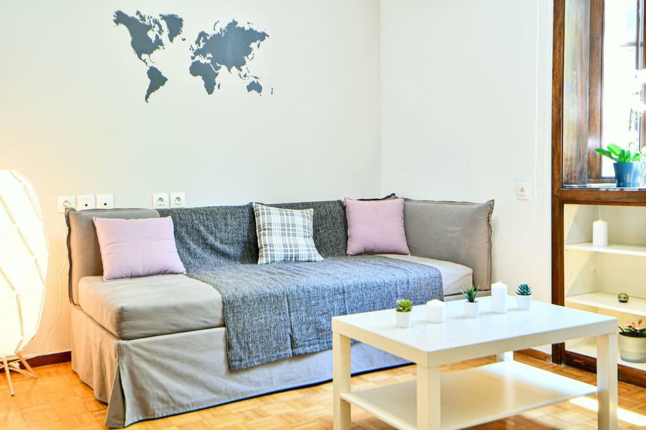 Flowers Of Athens, Boutique Aparthotel With 6-Apartments In Central เอเธนส์ ภายนอก รูปภาพ